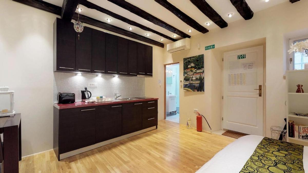 Diocletian Studio Apartments スプリト エクステリア 写真