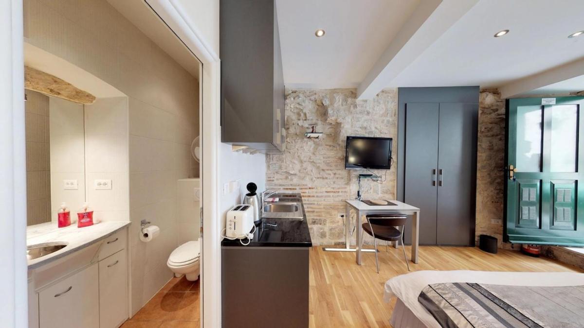 Diocletian Studio Apartments スプリト エクステリア 写真